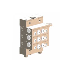 3 Section Manifold - #4 SAE